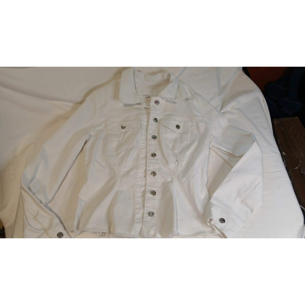 Maurices Womens White Distressed Denim Jacket Raw Hem Size Small